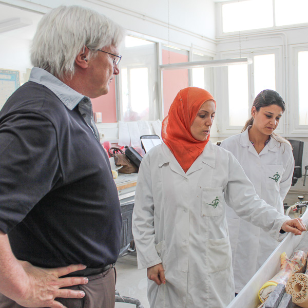 ISPO examiner Dan Blocka with two students at a workshop